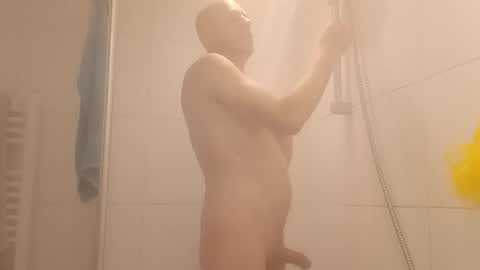 Snapshot of drijn3 chatting on November 21, 9:19 am drijn3 online show from November 21, 9:19 am