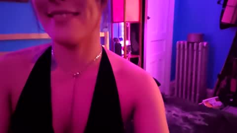 drippinglilygagwell online show from January 13, 6:40 am