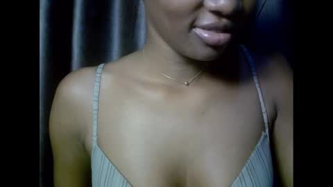 drippingpussy__ online show from November 9, 7:12 pm