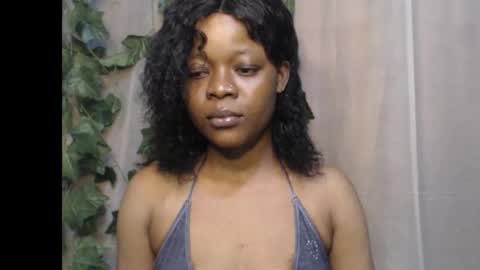 Snapshot of dripqueenx chatting on September 9, 10:42 pm linda online show from September 9, 10:42 pm