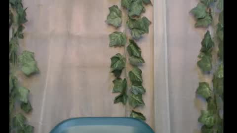 Snapshot of dripqueenx chatting on September 30, 12:32 pm linda online show from September 30, 12:32 pm