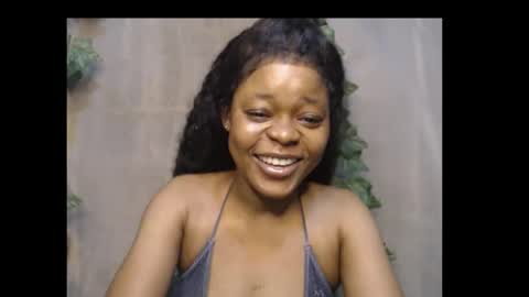 Snapshot of dripqueenx chatting on October 11, 11:47 pm linda online show from October 11, 11:47 pm