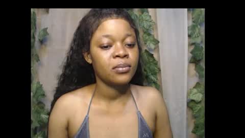 Snapshot of dripqueenx chatting on October 13, 12:21 am linda online show from October 13, 12:21 am