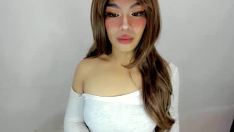 miss. Erika online show from September 22, 1:02 pm