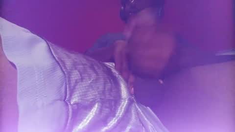 Snapshot of drkmelanin chatting on September 17, 5:20 am B1GW1LLYDAGOAT online show from September 17, 5:20 am