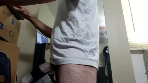 Snapshot of drmbigg chatting on May 29, 7:34 pm Hello Hope you enjoy what you see. I love attention in dirty talk and tips thickcock edging precum dirtyTalk C2C online show from May 29, 7:34 pm