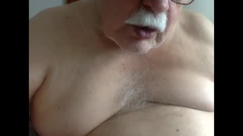 drnick069 online show from December 4, 2:26 pm