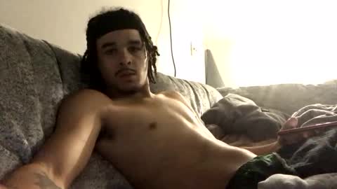 Snapshot of drobbb656 chatting on November 23, 9:25 pm 2xTheTrouble online show from November 23, 9:25 pm