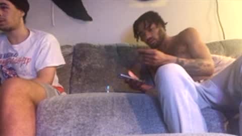 Snapshot of drobbb656 chatting on March 2, 6:59 pm 2xTheTrouble online show from March 2, 6:59 pm