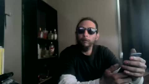 Snapshot of drogoloko233 chatting on April 19, 11:40 pm drogo lpkp online show from April 19, 11:40 pm