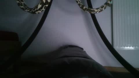 Snapshot of drolyts chatting on March 17, 1:32 am drolyts online show from March 17, 1:32 am