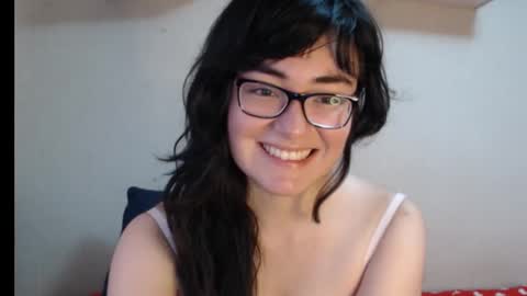 Snapshot of dronae chatting on February 27, 11:26 pm dronae online show from February 27, 11:26 pm