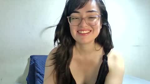 Snapshot of dronae chatting on February 3, 12:09 am dronae online show from February 3, 12:09 am