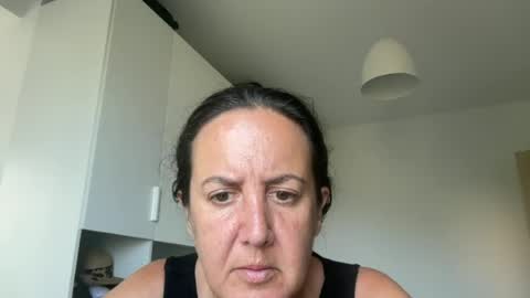 Snapshot of drresa chatting on June 30, 7:20 am Dr. Resa online show from June 30, 7:20 am