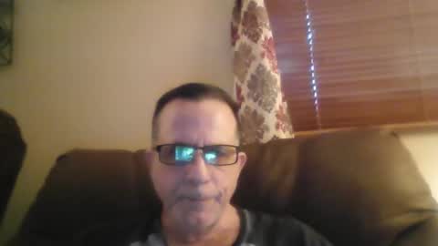 Snapshot of drthick1224 chatting on May 23, 11:03 am drthick1224 online show from May 23, 11:03 am