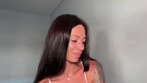 Bella online show from June 19, 2:27 am