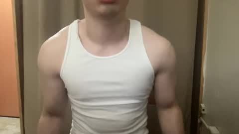 Snapshot of drveucrzy chatting on February 25, 1:48 am driveucrzy online show from February 25, 1:48 am