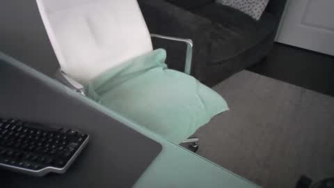 ds689655 online show from February 5, 8:25 pm