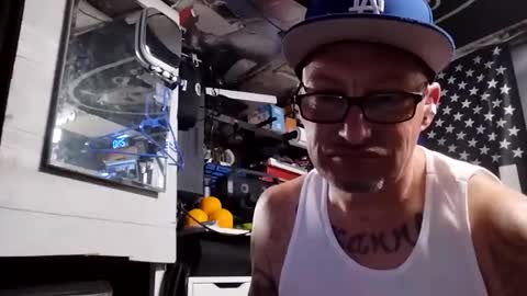 Snapshot of dsmock chatting on January 17, 9:40 pm dsmock online show from January 17, 9:40 pm