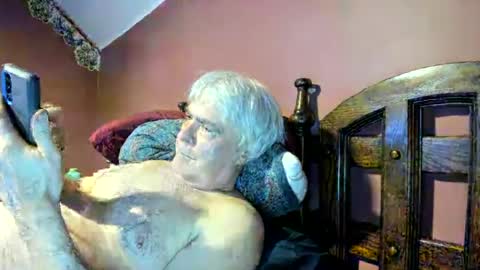Snapshot of dug38 chatting on July 15, 2:06 am Doug online show from July 15, 2:06 am