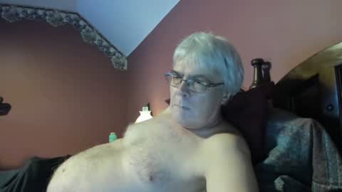 Snapshot of dug38 chatting on July 26, 6:04 pm Doug online show from July 26, 6:04 pm