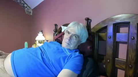 Snapshot of dug38 chatting on July 30, 3:38 am Doug online show from July 30, 3:38 am