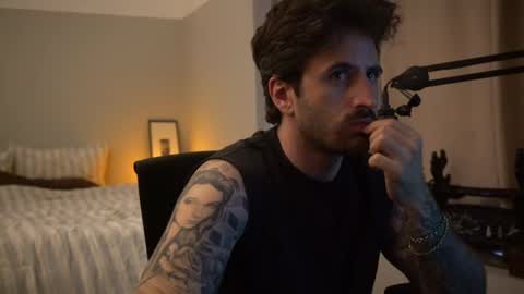 Snapshot of dukethedude chatting on July 12, 2:02 am Duke online show from July 12, 2:02 am