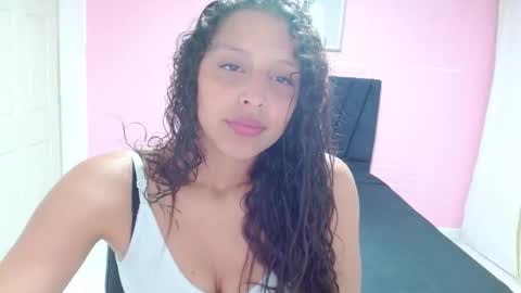 dulce1609 online show from January 25, 10:50 pm