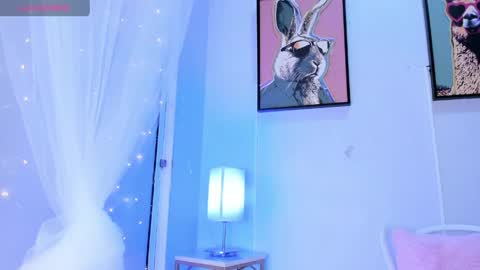 Snapshot of dulce__fiore07 chatting on May 13, 12:13 pm dulce__fiore07 online show from May 13, 12:13 pm