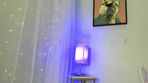 Snapshot of dulce__fiore07 chatting on May 25, 12:00 pm dulce__fiore07 online show from May 25, 12:00 pm