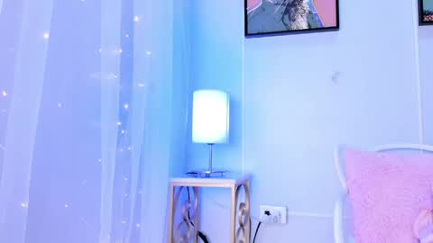 Snapshot of dulce__fiore07 chatting on May 28, 12:02 pm dulce__fiore07 online show from May 28, 12:02 pm