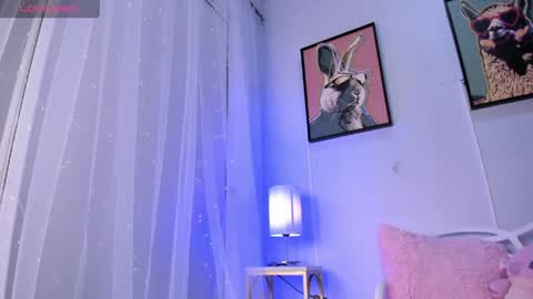 Snapshot of dulce__fiore07 chatting on June 5, 12:11 pm dulce__fiore07 online show from June 5, 12:11 pm