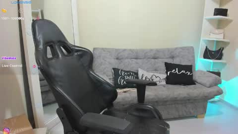 Snapshot of dulce_alice_ chatting on May 14, 1:12 am ALICE online show from May 14, 1:12 am