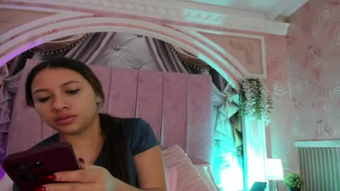 Dulce online show from July 31, 11:53 am