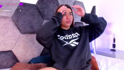 Snapshot of dulce_joness_ chatting on March 10, 9:53 pm Dulce BBW Jones online show from March 10, 9:53 pm