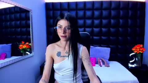 Snapshot of dulce_miiaa chatting on June 13, 6:50 pm dulce_miiaa online show from June 13, 6:50 pm
