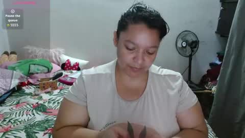 Snapshot of dulce_mmaria chatting on June 3, 8:03 pm dulce online show from June 3, 8:03 pm