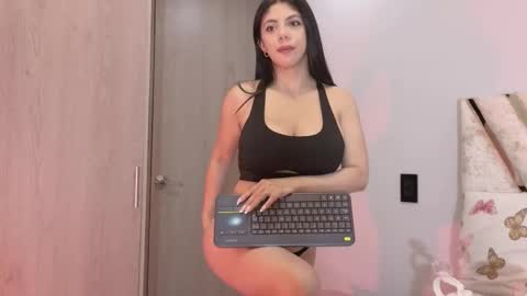 Snapshot of dulce_sammy_ chatting on March 20, 10:09 am Sammy online show from March 20, 10:09 am