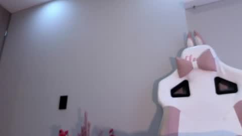 Snapshot of dulce_sammy_ chatting on April 1, 1:41 pm Sammy online show from April 1, 1:41 pm