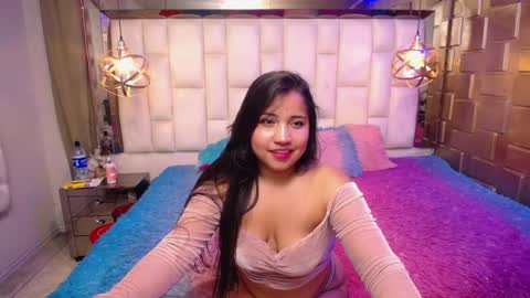 dulcebarbiery online show from December 4, 8:17 pm