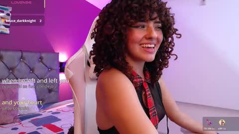 Snapshot of dulcee_gaby chatting on October 22, 12:38 pm dulcee_gaby online show from October 22, 12:38 pm