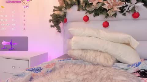 DULCE  online show from December 10, 10:37 pm