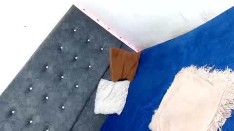 dulcetentacionts online show from March 12, 5:57 am