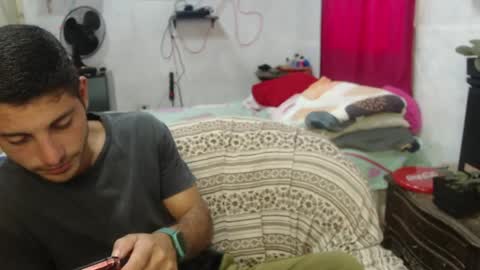 Snapshot of dulcetentations chatting on April 21, 8:34 pm shany y alan online show from April 21, 8:34 pm