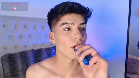 Dulcey online show from January 12, 5:34 am