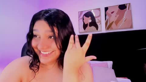 Snapshot of dullce77 chatting on June 5, 7:08 pm Dulce online show from June 5, 7:08 pm
