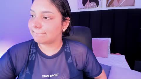 Snapshot of dullce77 chatting on June 29, 7:03 pm Dulce online show from June 29, 7:03 pm
