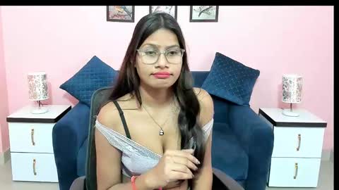 dumble_doree online show from December 16, 7:15 am