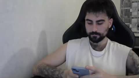 The Dark Knight online show from October 22, 8:30 pm