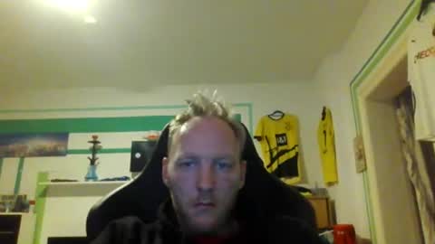 Snapshot of dunky_31 chatting on December 13, 11:50 pm dunky_31 online show from December 13, 11:50 pm